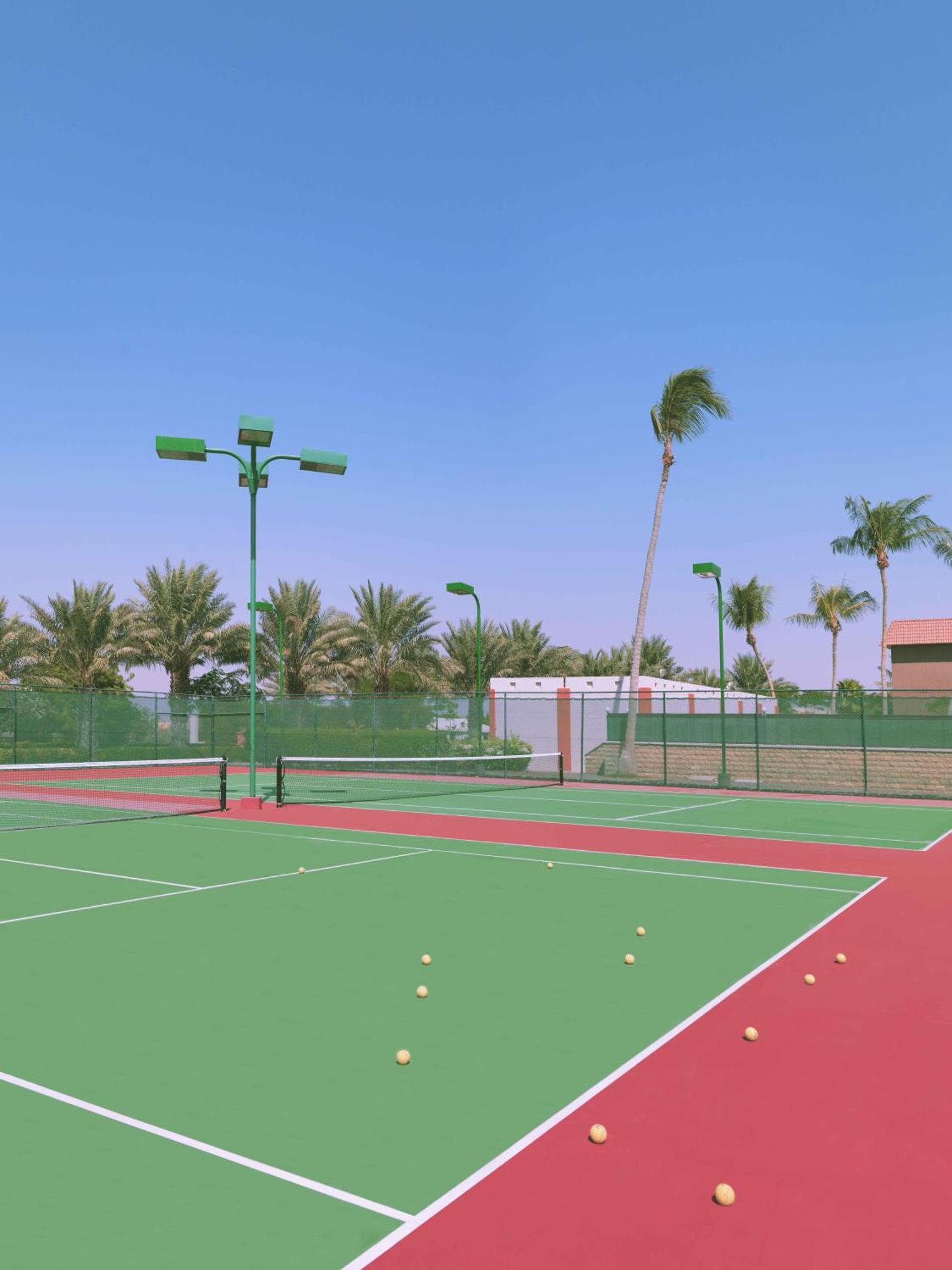 Radisson Blu Hotel, Yanbu Exterior photo