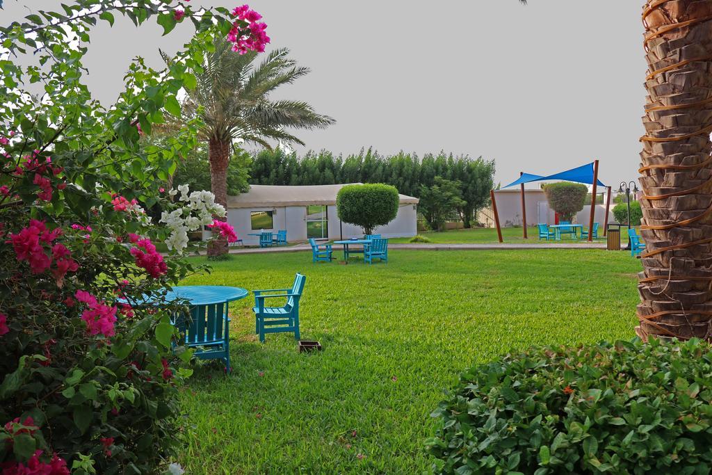 Radisson Blu Hotel, Yanbu Exterior photo